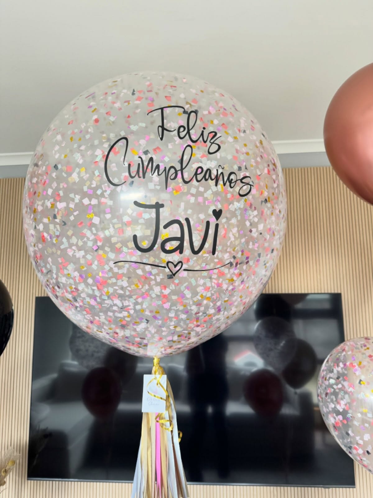 Feliz cumpleaños Javi!!!💖 Dilo con globos y sorprende a tu persona favorita!🎈